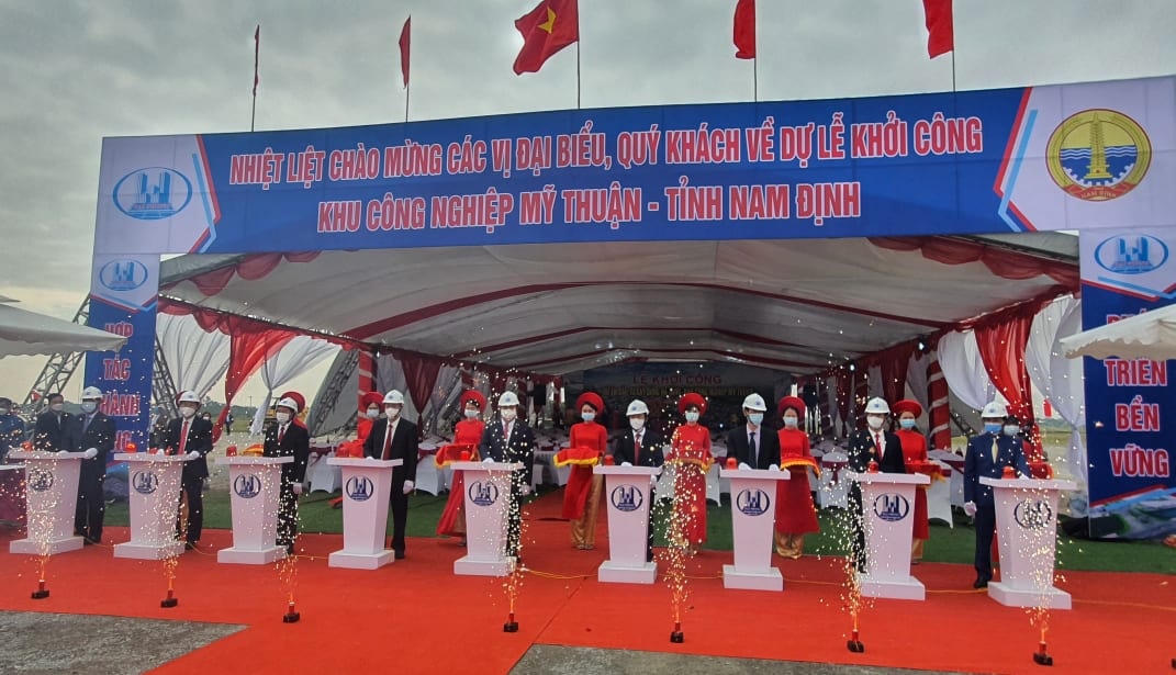 Khu công nghiệp Mỹ Thuận, một trong những Khu, cụm công nghiệp mới được thành lập, khởi công xây dựng trên địa bàn tỉnh Nam Định.