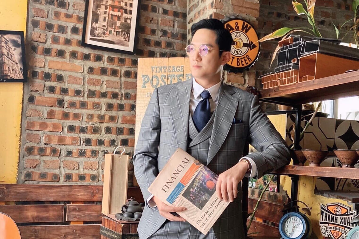 Chí Nhân trở lại màn ảnh với vai diễn Quang Vũ, một nhân vật có diễn biến tâm lý phức tạp.