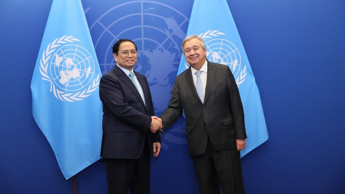 Thủ tướng Phạm Minh Chính gặp Tổng Thư ký Liên hợp quốc Antonio Guterres tại trụ sở Liên hợp quốc. Ảnh: Vov.