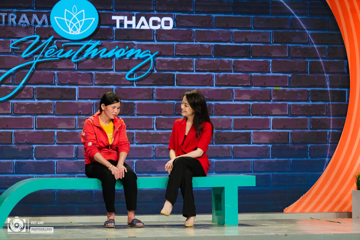 Hành trình “vá tim” cho anh chồng bằng tình yêu thương chân thành của người vợ khiến bất kỳ ai nhìn thấy cũng đều xót xa.