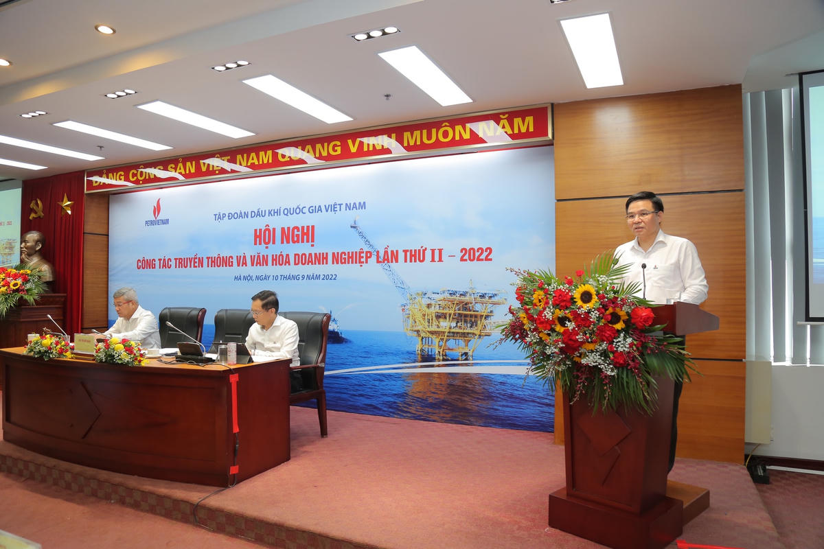 Tổng Giám đốc Lê Mạnh Hùng kết luận tại hội nghị.