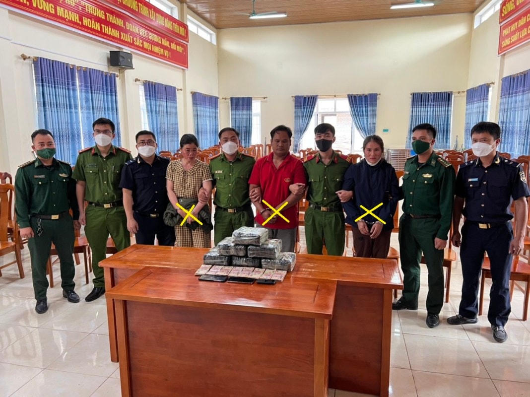 Nhóm 3 đối tượng bị bắt vì có hành vi mua bán, vận chuyển trái phép 13kg ma tuý.