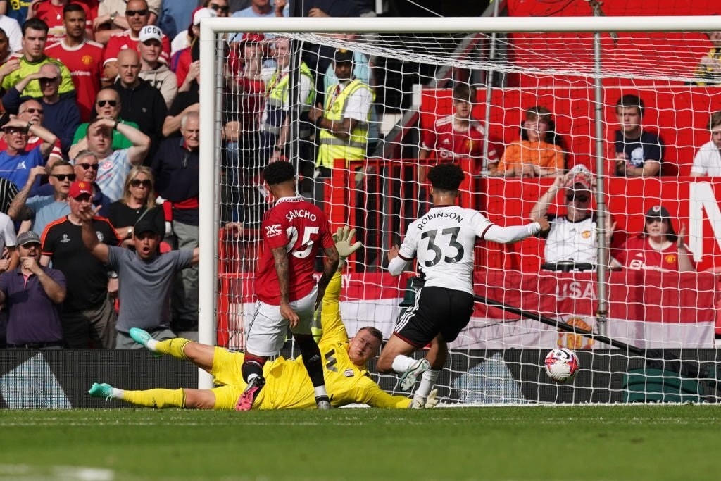 Sancho gỡ hòa cho Man Utd (Ảnh: GI).
