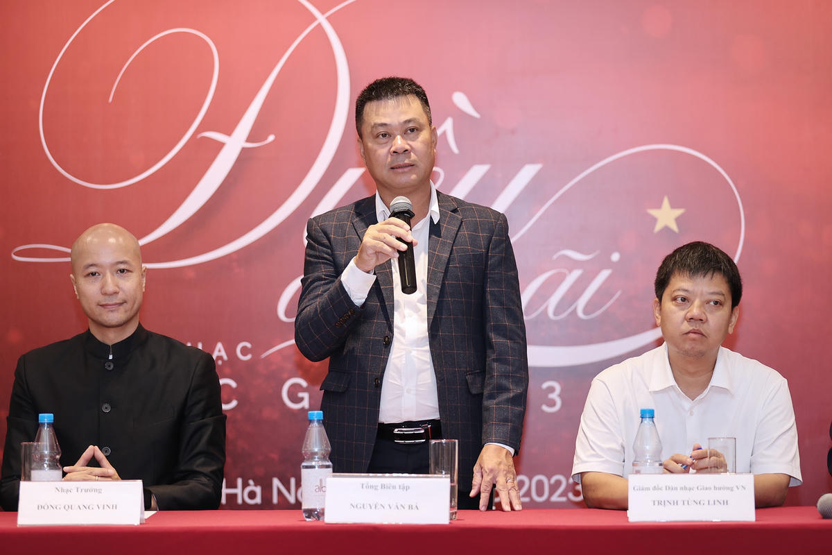 Ông Nguyễn Văn Bá - Tổng Biên tập VietNamNet, Trưởng Ban tổ chức chương trình "Điều còn mãi 2023".