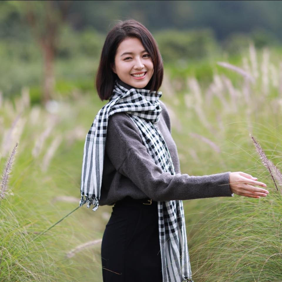 Người đẹp 26 tuổi từng góp mặt trong một số dự án phim như ThạchThảo, "Tình yêu và tham vọng", "Lưới trời", "Hương vị tình thân"…