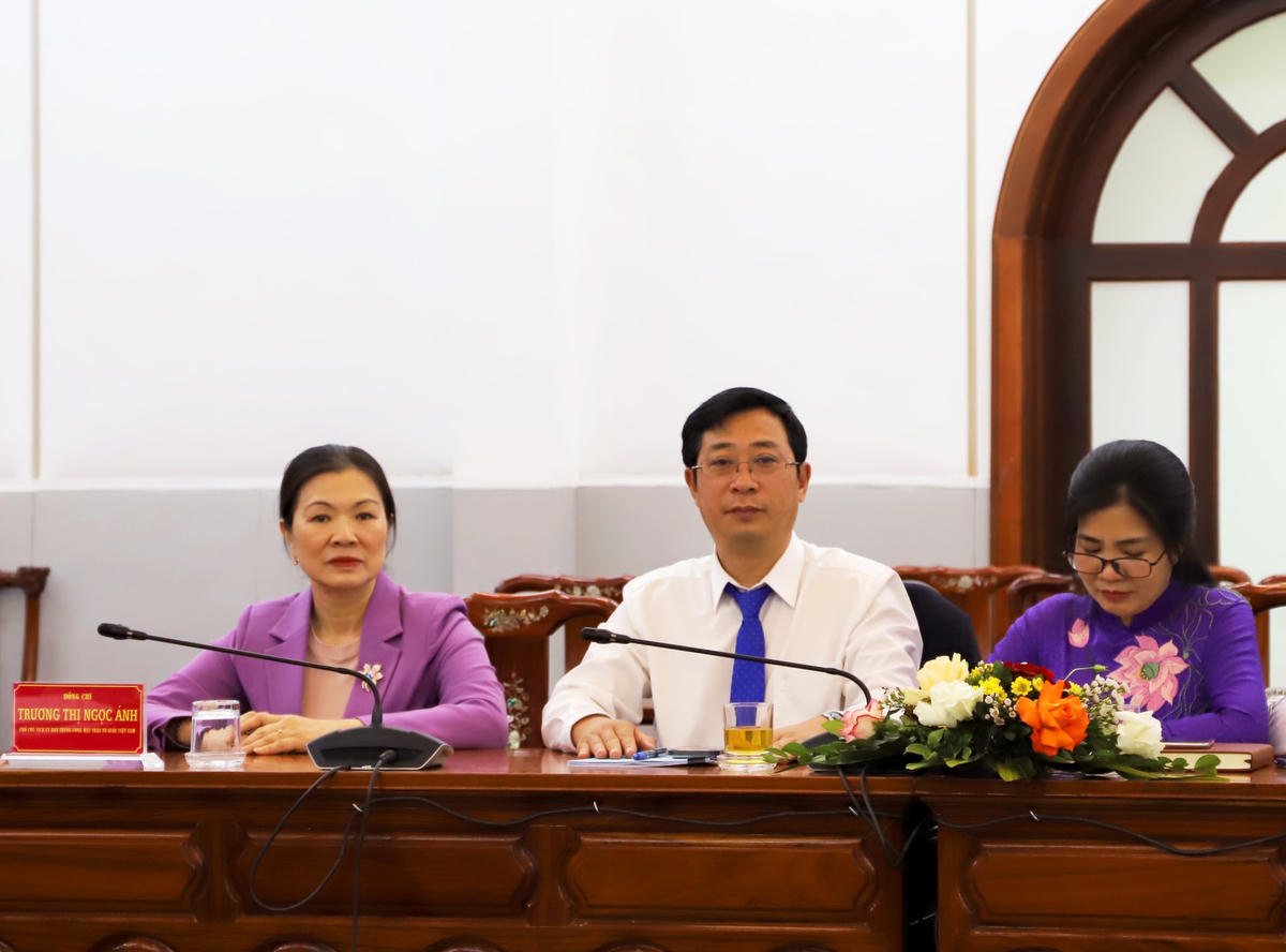 Chăm lo, bảo vệ quyền và lợi ích của đoàn viên công đoàn