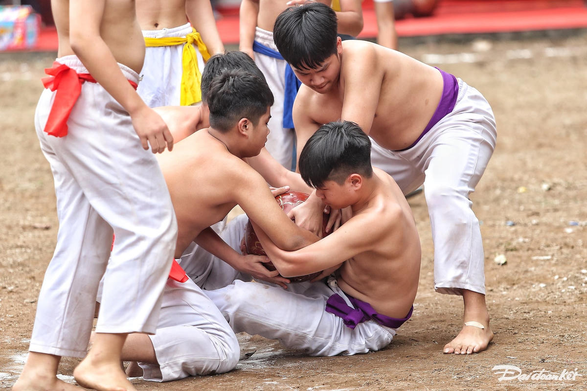 W_vat_cau-le-khanh8.jpg