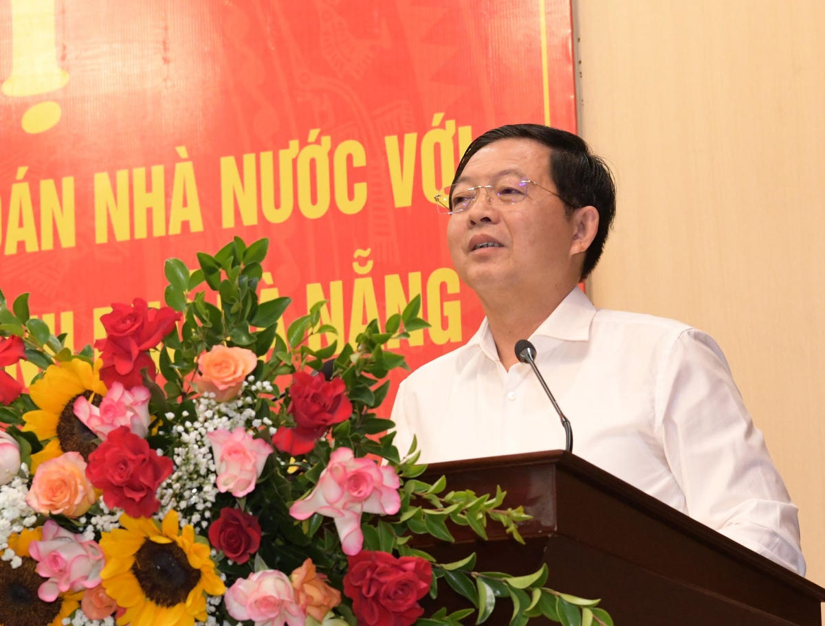 Bí thư tỉnh ủy, Chủ tịch HĐND tỉnh Bình Định Hồ Quốc Dũng đánh giá các kết luận, kiến nghị của KTNN giúp địa phương thực hiện tốtvà kịp thời chấn chỉnh việc phân bổ, giao dự toán, điều hành ngân sách. Ảnh: Nguyễn Ly