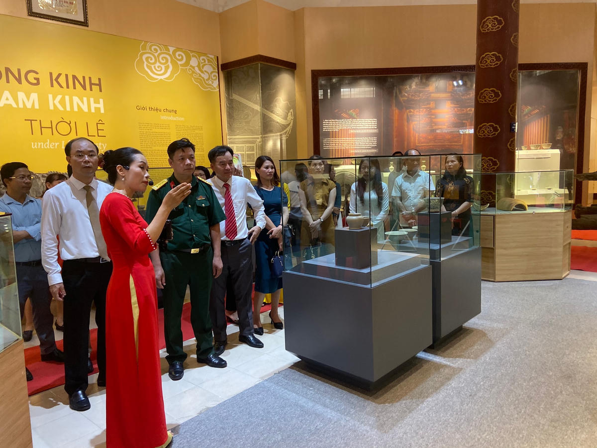 Khai mạc trưng bày “Đông Kinh - Lam Kinh thời Lê”.