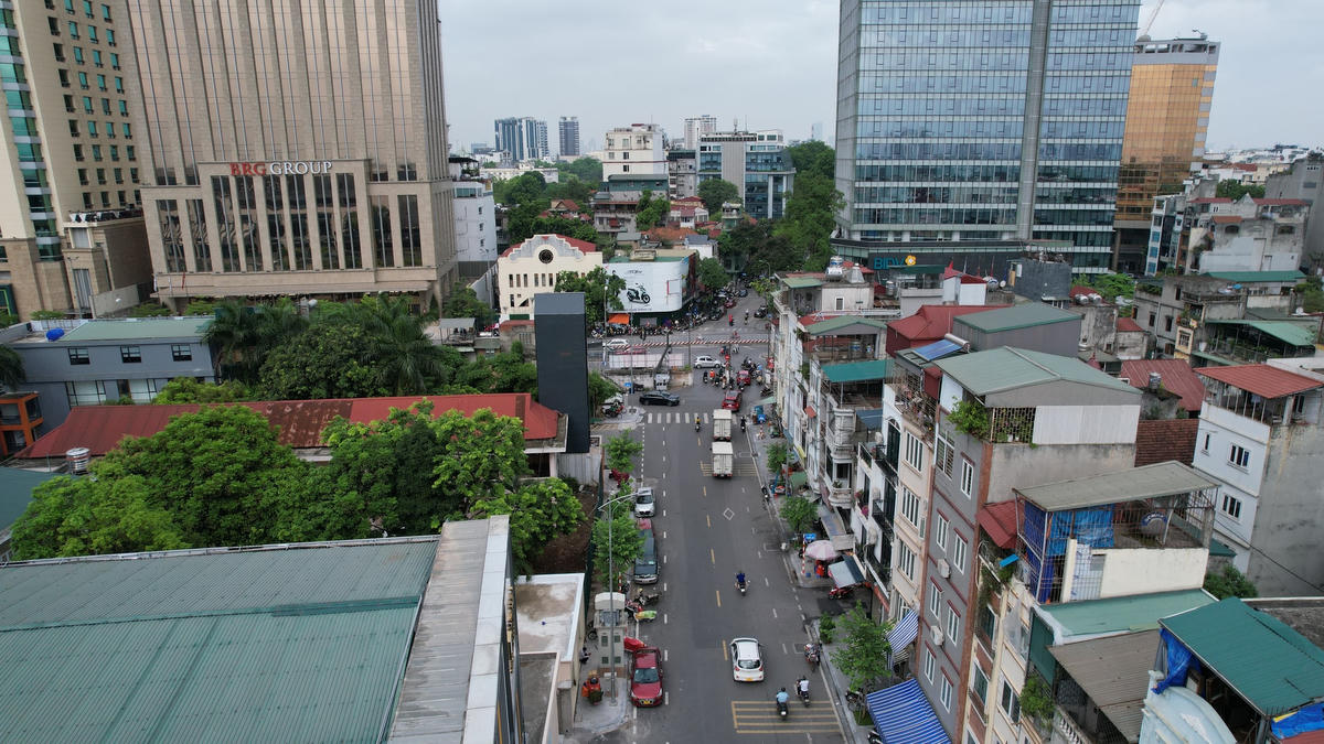 UBND TP Hà Nội vừa phê duyệt Báo cáo nghiên cứu khả thi dự án đầu tư Xây dựng hầm đường bộ có kết hợp cho người đi bộ nối từ phố Trần Nguyên Hãn sang phố Chương Dương Độ, quận Hoàn Kiếm.