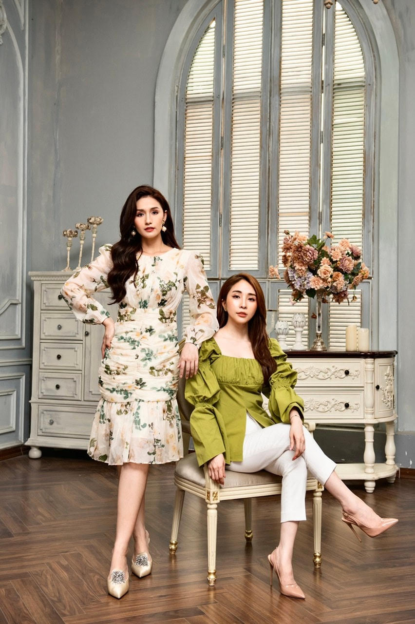 Lã Thanh Huyền và Quỳnh Nga - bạn diễn trong phim mới. 