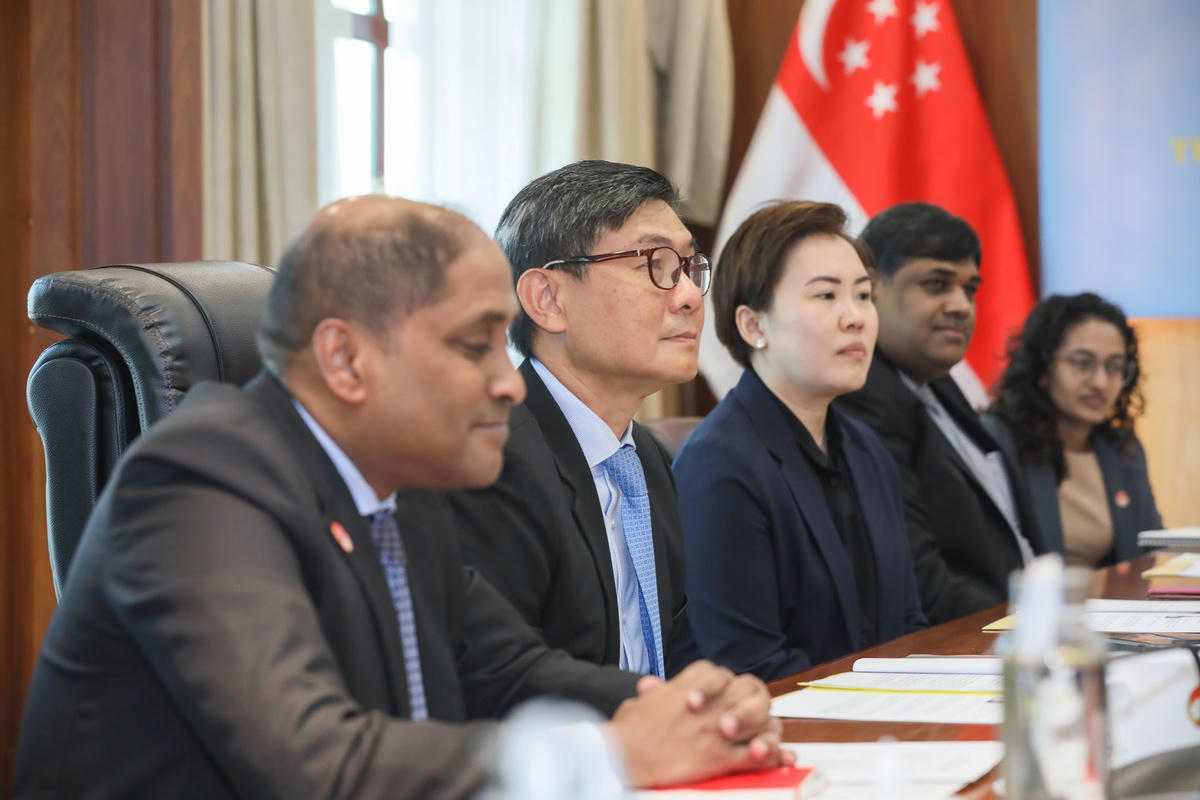 Đại biểu trao đổi, thảo luận, chia sẻ kinh nghiệm tại cuộc Hội đàm. Ảnh: Quang Vinh.