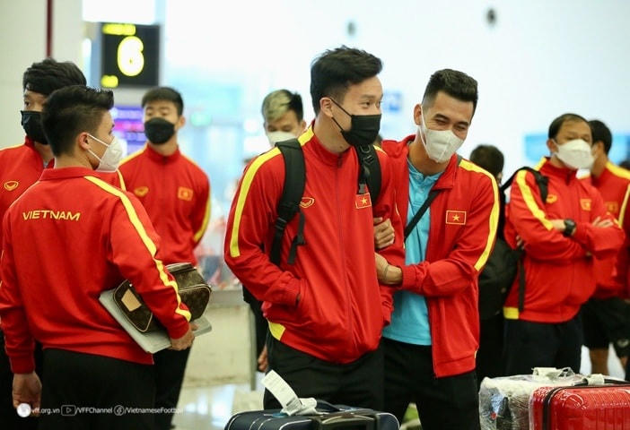 Đội tuyển Việt Nam di chuyển sang Indonesia ngay sau trận thắng Myanmar (Ảnh: VFF).