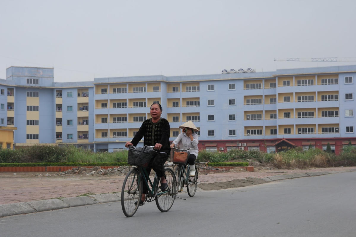 Nguồn cung nhà ở xã hội còn quá ít so với nhu cầu của người lao động. Ảnh: Quang Vinh.
