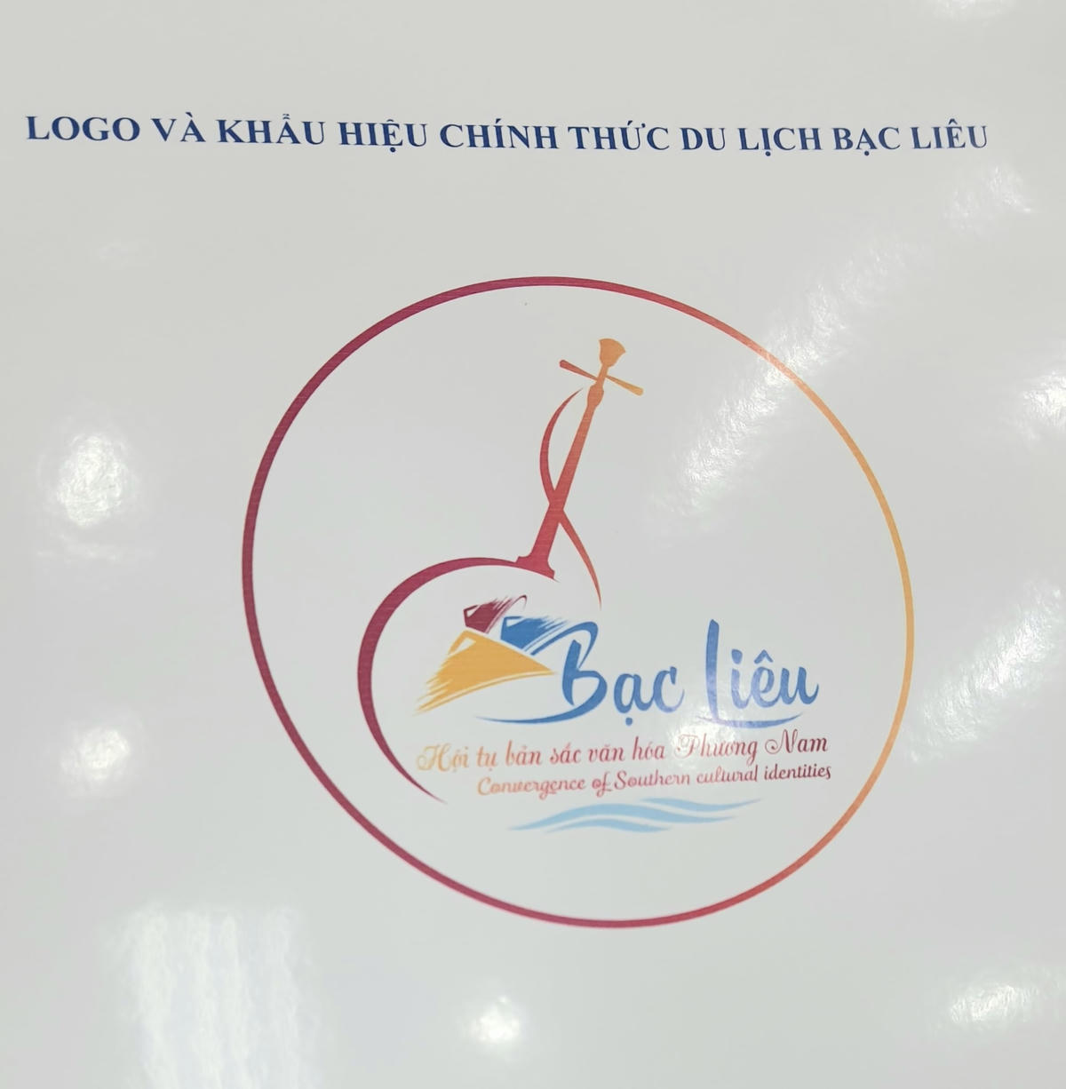Logo và khẩu hiệu chính thức du lịch Bạc Liêu.