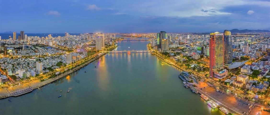 Đà Nẵng vươn mình thành điểm đến du lịch hàng đầu miền Trung.