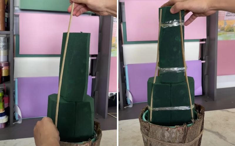 Cố định miếng xốp cắm hoa.