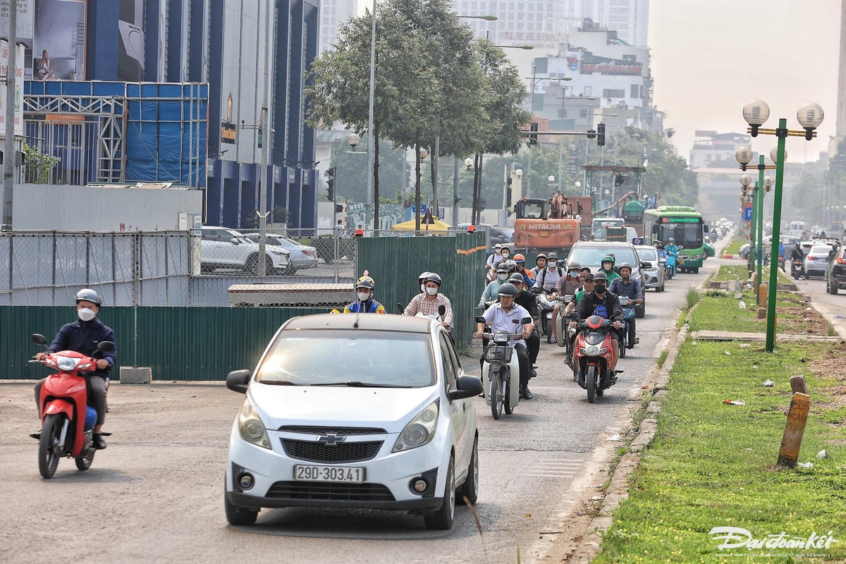 lo_cot-le-khanh5.jpg