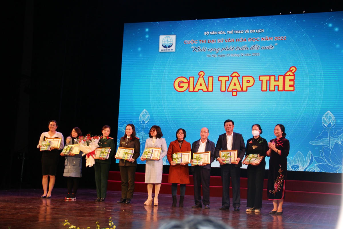 Trao giải cuộc thi Đại sứ văn hóa đọc năm 2022