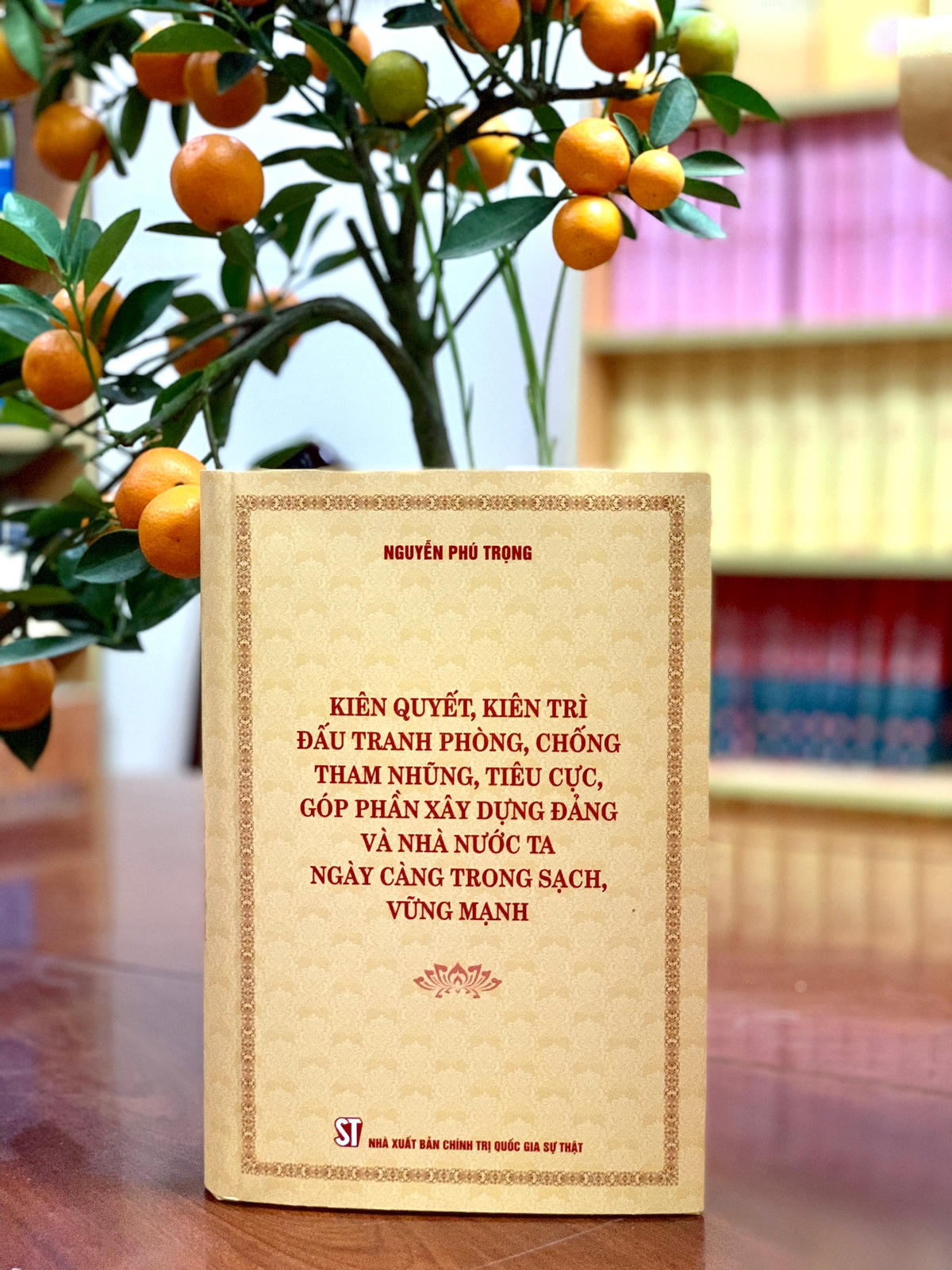 Bìa cuốn sách của Tổng Bí thư Nguyễn Phú Trọng.