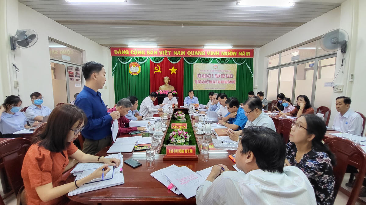 Quang cảnh hội nghị.
