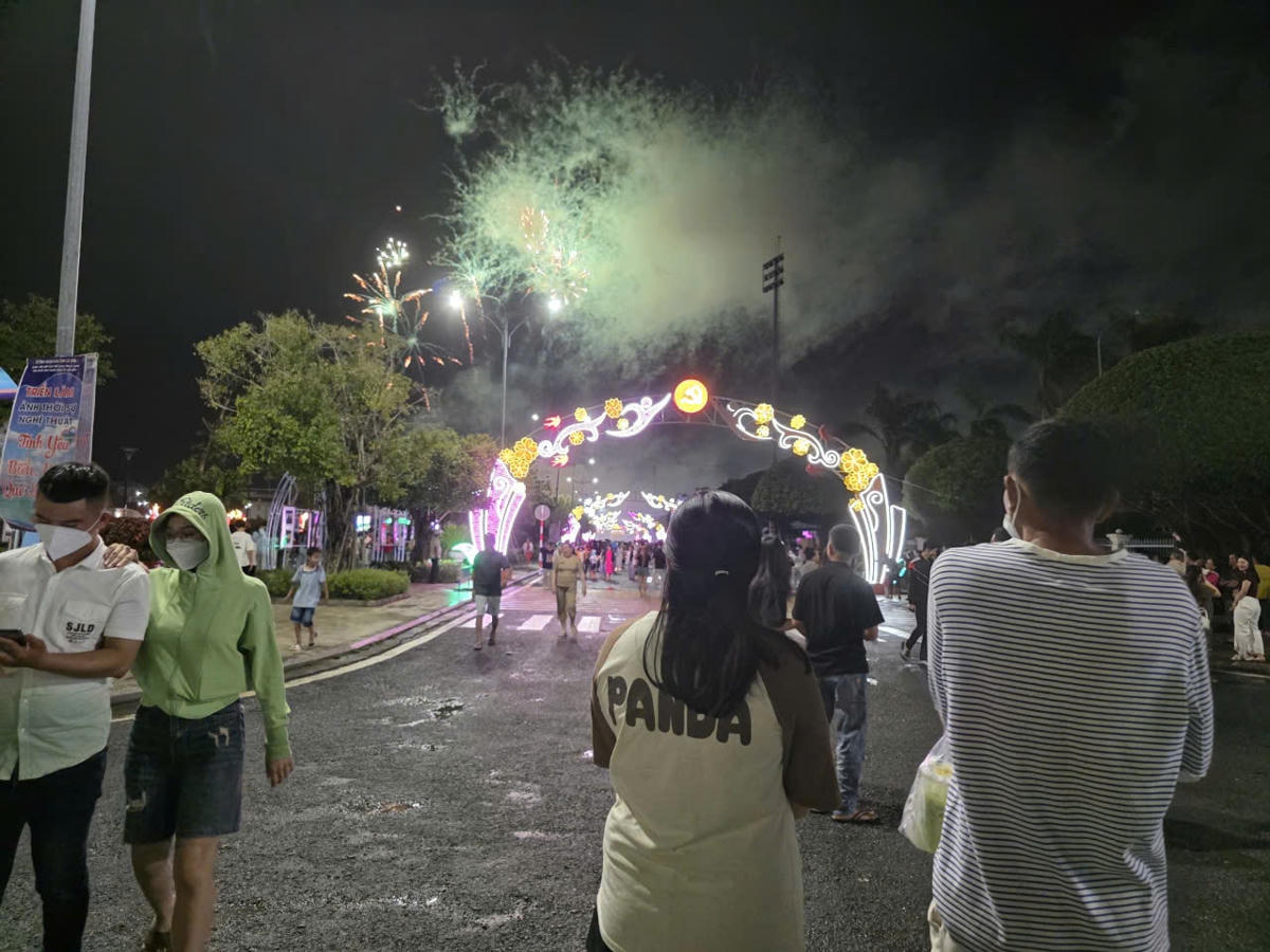 z6970229207393_88f1546dda472a8114dd38978c3cf66a.jpg