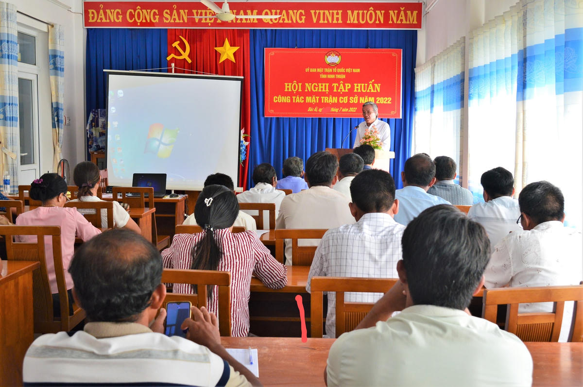 Quang cảnh hội nghị.
