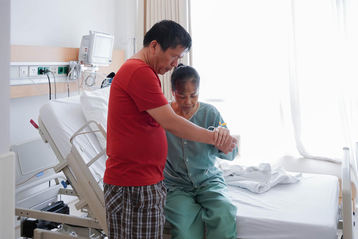 “5 phút vàng” hồi sinh bệnh nhân vỡ tim, 2 lần chết lâm sàng