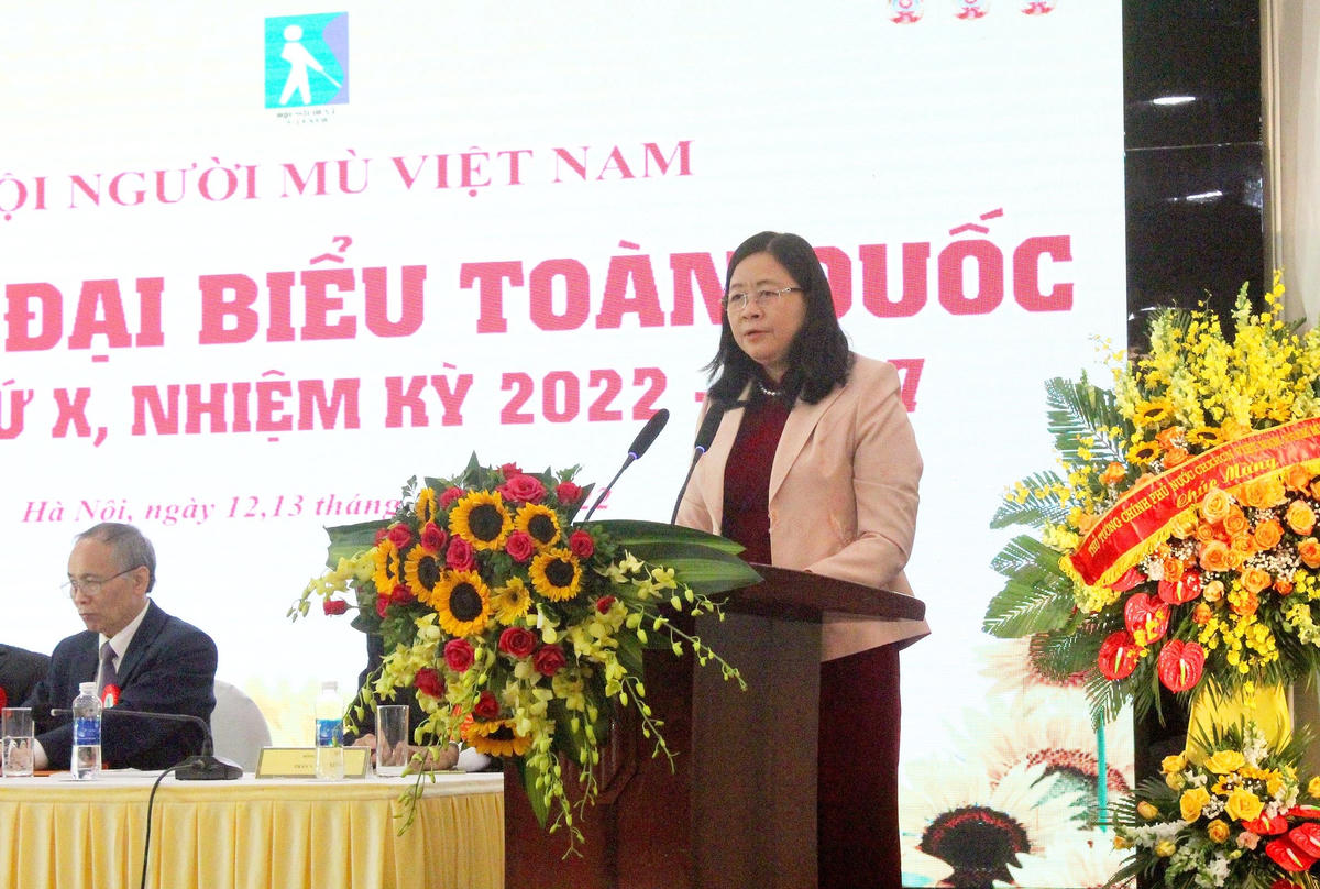 Trưởng Ban Dân vận Trung ương Bùi Thị Minh Hoài phát biểu tại Đại hội.