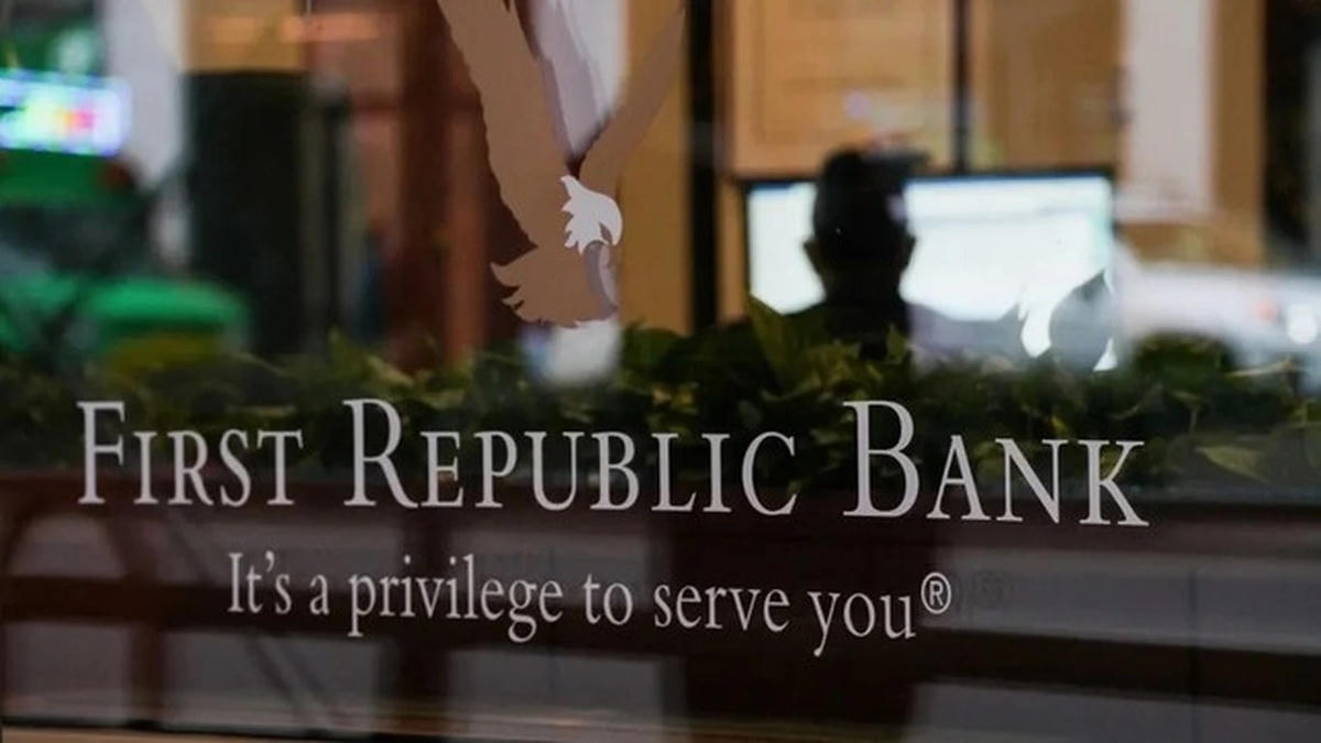 Chi nhánh Ngân hàng First Republic tại New York, Mỹ (Ảnh: CNBC).