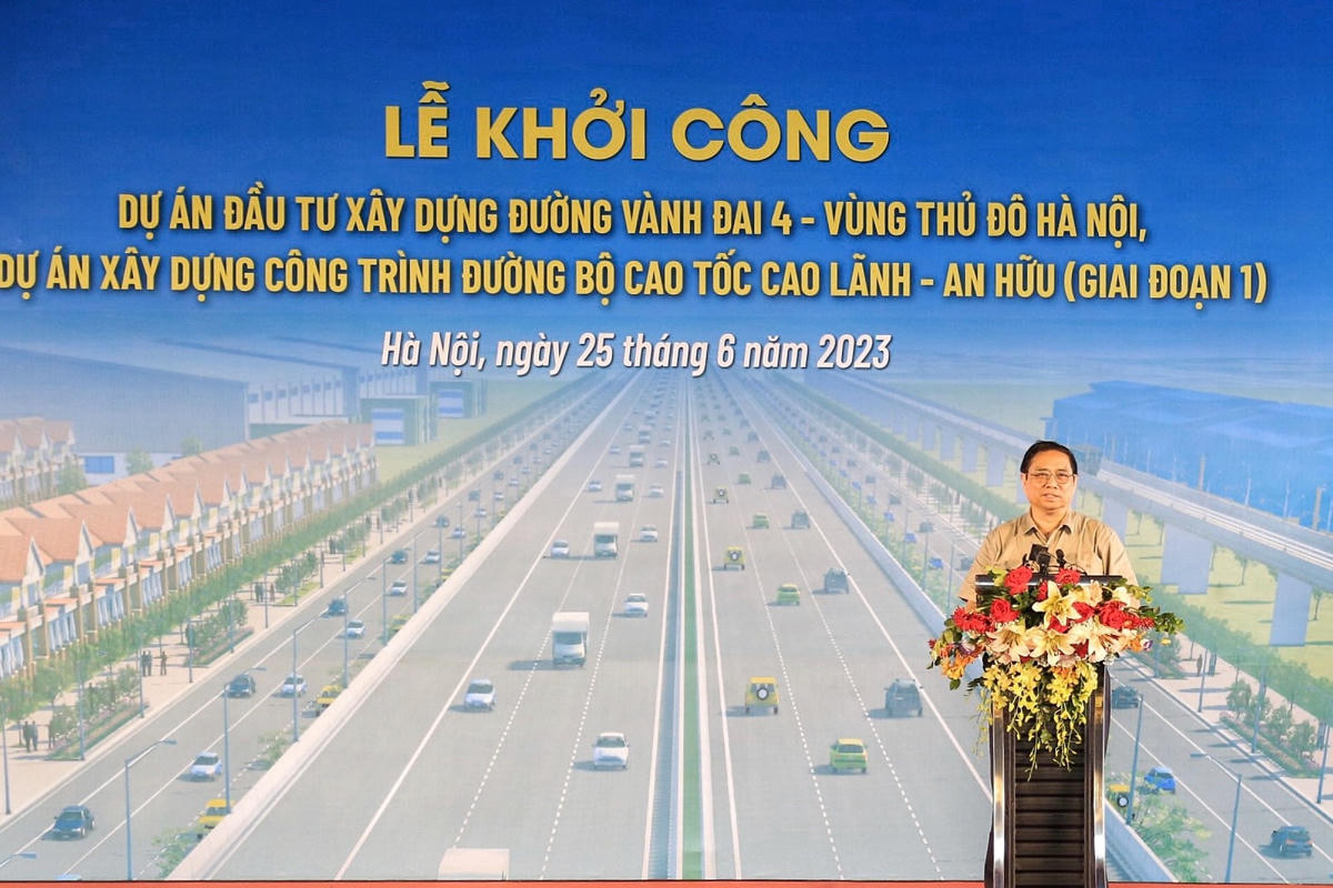 Thủ tướng Chính phủ Phạm Minh Chính phát biểu tại Lễ khởi công.