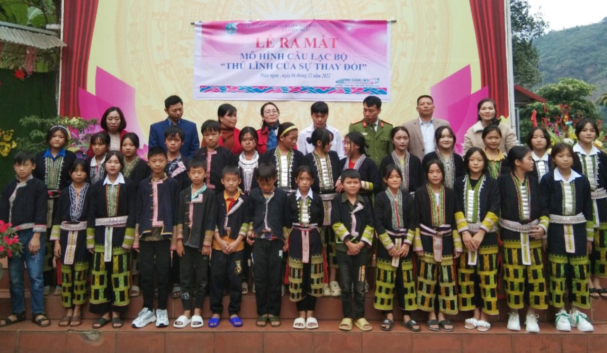 Câu lạc bộ “Thủ lĩnh của sự thay đổi” tại huyện Bát Xát (Lào Cai) gồm 30 thành viên. Ảnh: baolaocai.vn