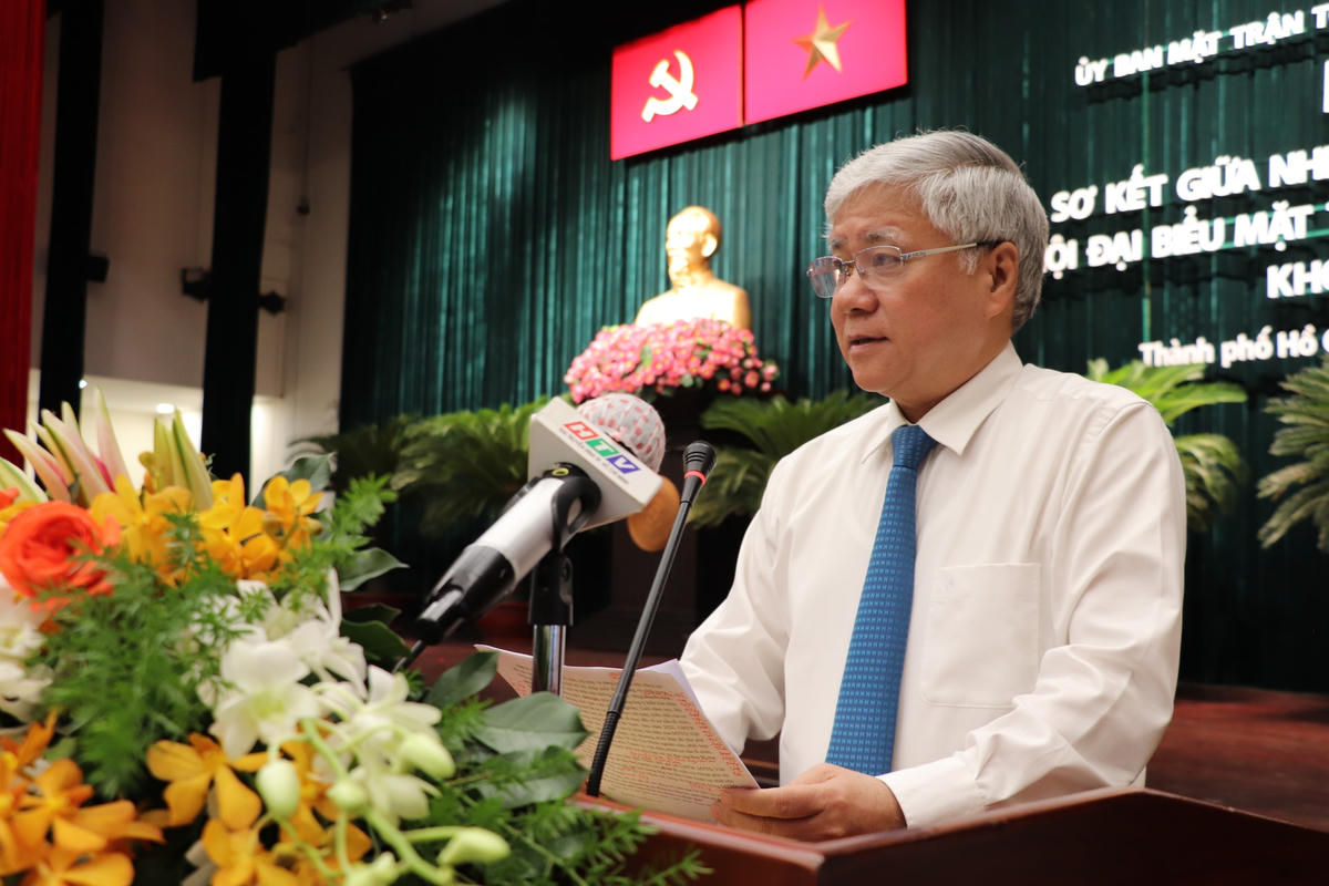 Bí thư Trung ương Đảng, Chủ tịch UBTƯ MTTQ Việt Nam Đỗ Văn Chiến phát biểu tại hội nghị.