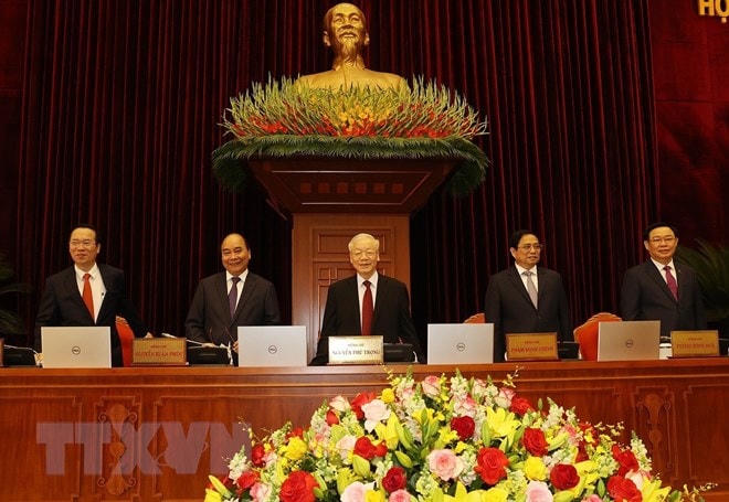 Tổng Bí thư Nguyễn Phú Trọng và các lãnh đạo Đảng, Nhà nước dự khai mạc hội nghị lần thứ sáu Ban Chấp hành Trung ương Đảng khoá XIII. Ảnh: Trí Dũng/TTXVN.