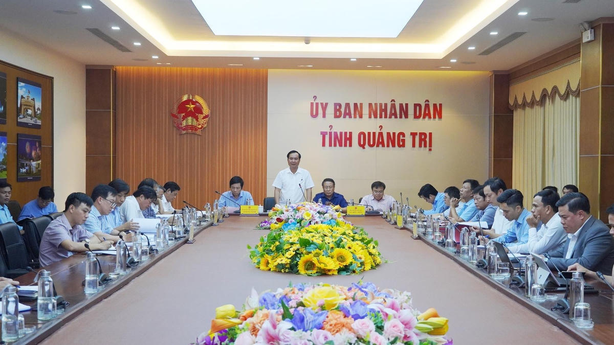Quang cảnh buổi làm việc. Ảnh: Tiến Nhất.