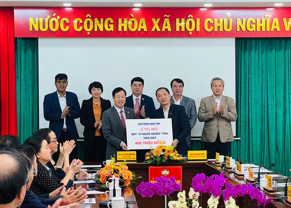Các doanh nghiệp, đơn vị ủng hộ Quỹ “Vì người nghèo”  tỉnh Lâm Đồng năm 2023. 