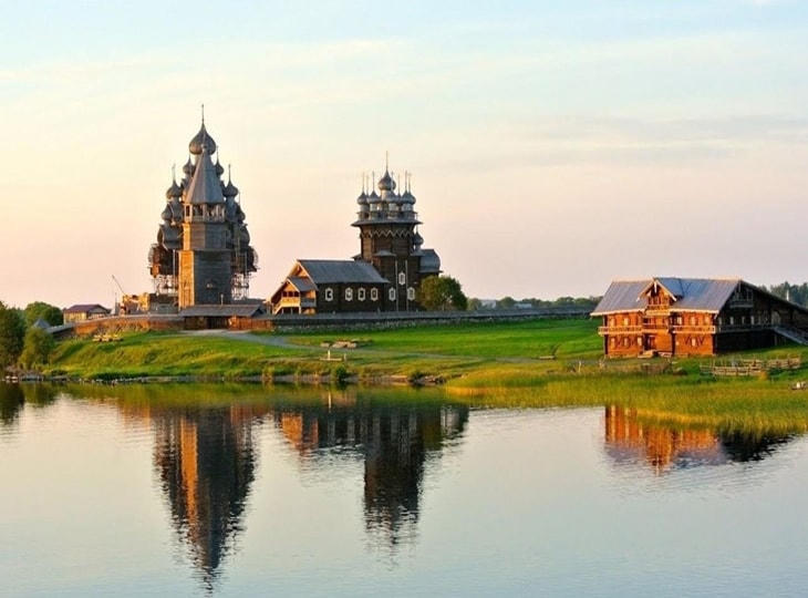 Khu vực hệ thống đường sông Volga - Baltic là một trong những điểm đẹp nhất, bất kì du khách nào khi đi du lịch Nga đều trải nghiệm. Ảnh: russiaTrek.org.