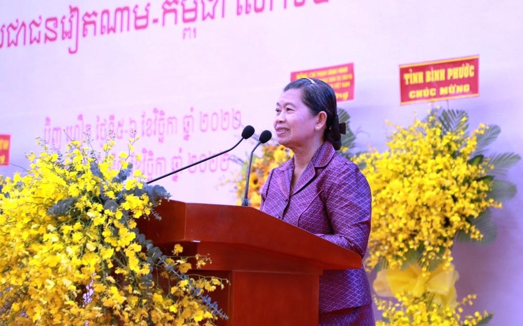  Phó Thủ tướng Campuchia, Chủ tịch Hội Hữu nghị Campuchia - Việt Nam Men Sam An phát biểu tại buổi lễ.