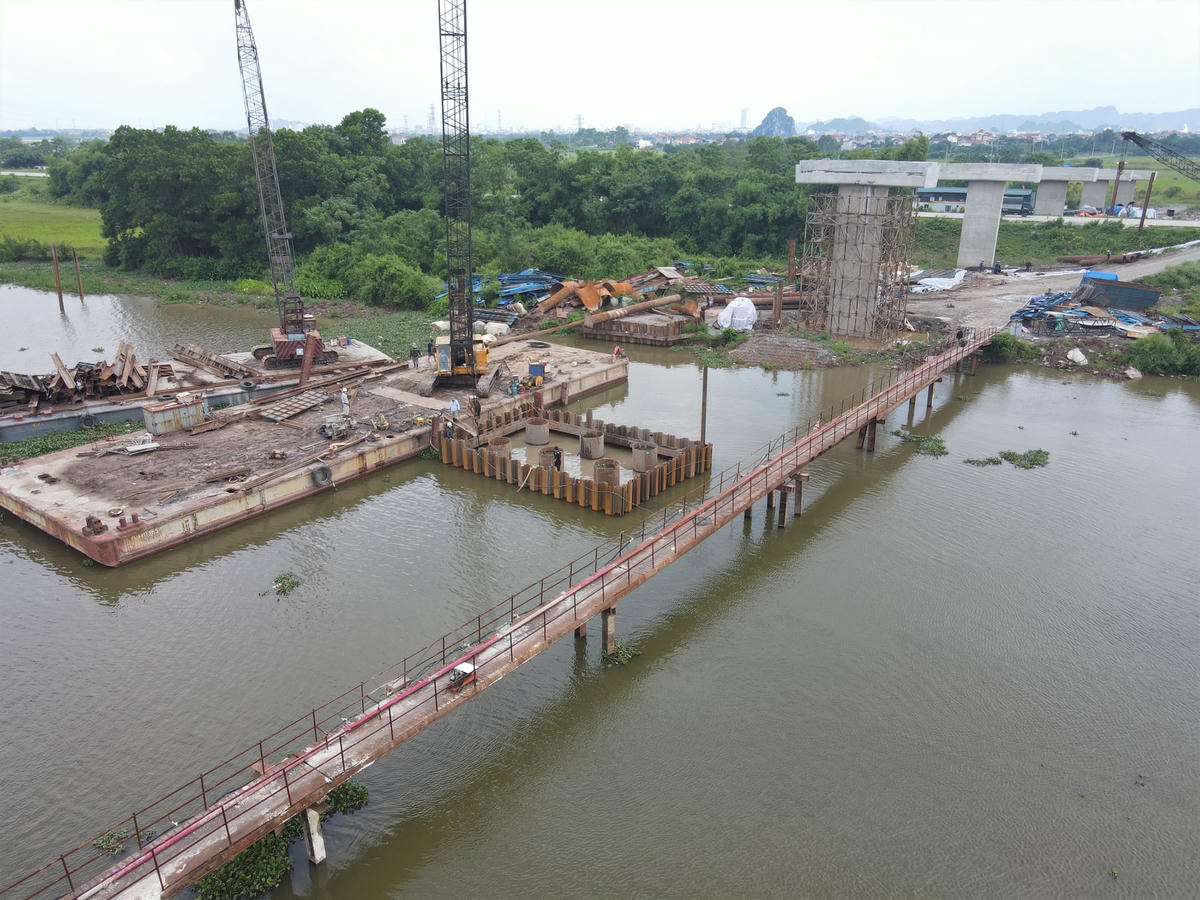  Sau khi hoàn thành, công trình cầu Bến Mới được kỳ vọng tạo một trục kết nối hoàn chỉnh giữa các khu di tích Đền Trần, Phủ Dầy của tỉnh Nam Định và quần thể danh thắng Tràng An, Bái Đính của tỉnh Ninh Bình, tạo thêm động lực phát triển kinh tế - xã hội cho các địa phương.   