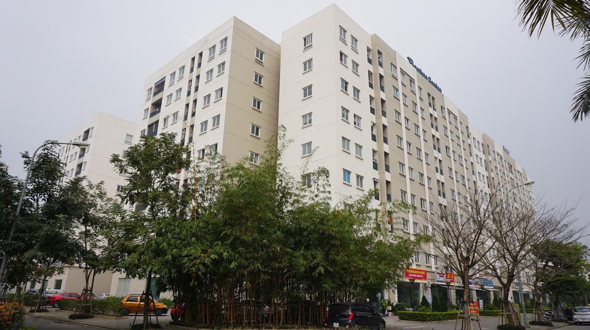 Chính phủ yêu cầu Bộ Xây dựng khẩn trương xây dựng đề án đầu tư, xây dựng ít nhất 1 triệu căn hộ nhà ở xã hội cho công nhân, thu nhập thấp trong giai đoạn từ nay tới năm 2030.  