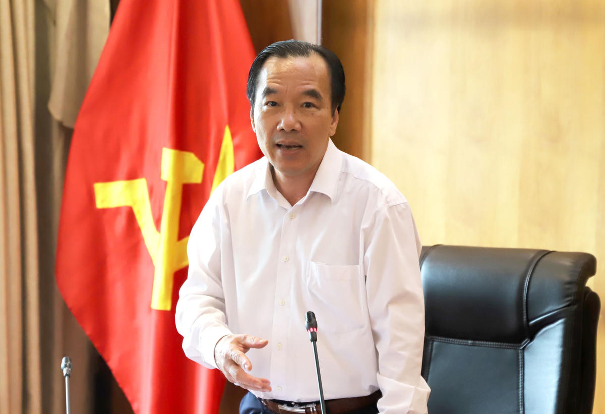 Phó Chủ tịch Ngô Sách Thực phát biểu tại Hội nghị.