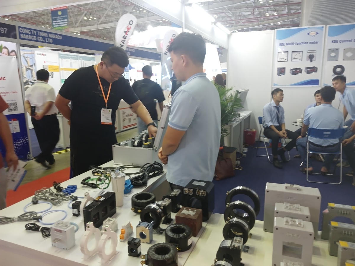 Triển lãm thu hút gần 350 doanh nghiệp tham gia.