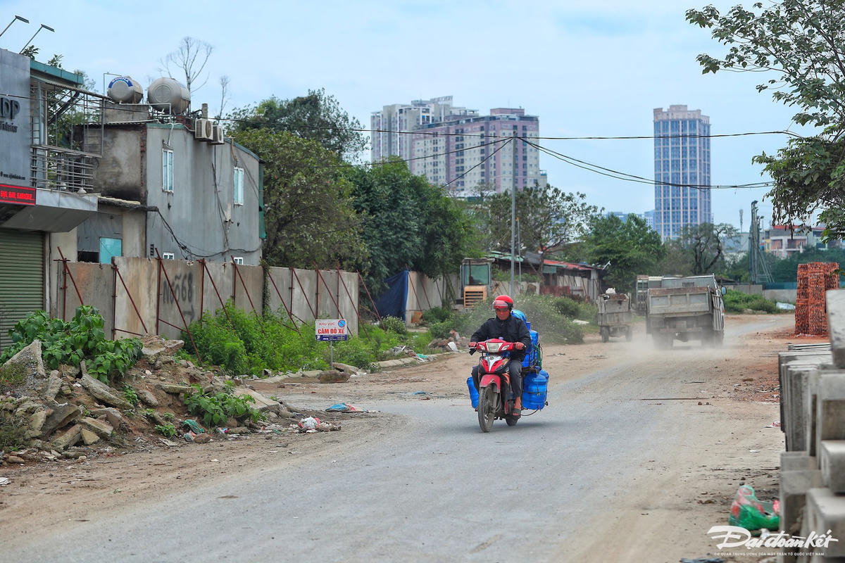 W_vanh_dai_2-5-le-khanh13(1).jpg