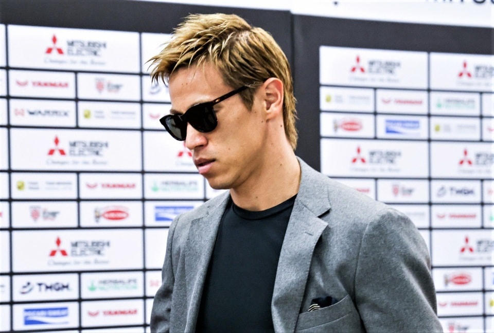 Giám đốc điều hành tuyển Campuchia Keisuke Honda (Ảnh: AP).