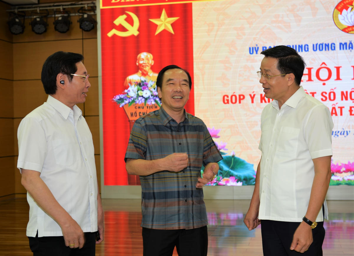 Phó Chủ tịch Ngô Sách Thực chủ trì Hội nghị tọa đàm góp ý dự thảo Luật Đất đai (sửa đổi) 