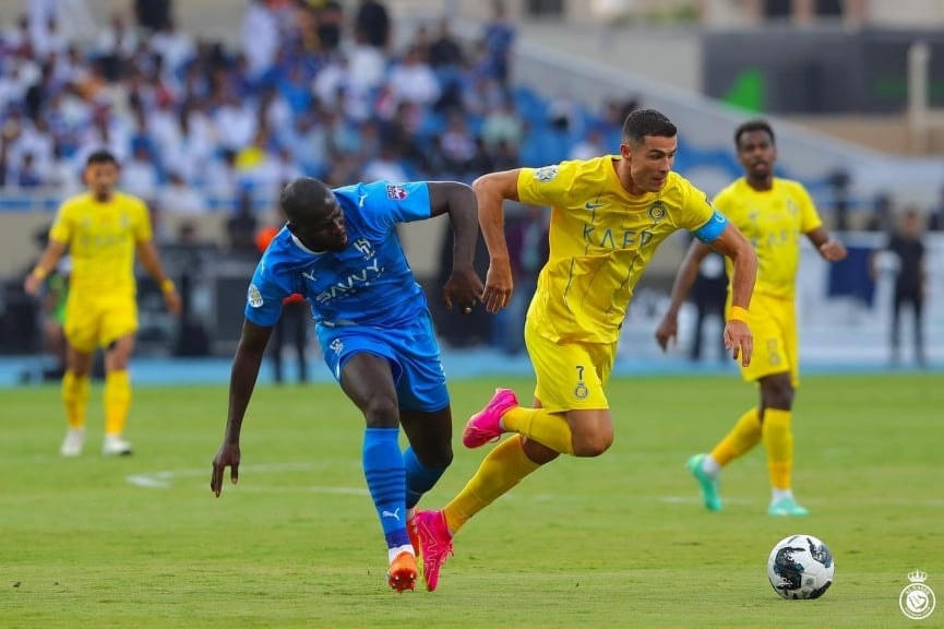 Hiệp 1 diễn ra sôi nổi và quyết liệt. Ảnh: Al Nassr.