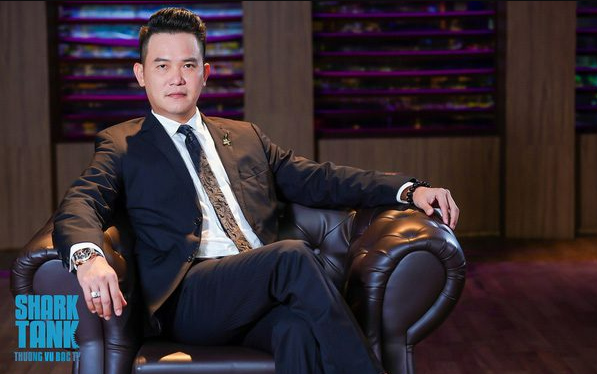 Ông Đặng Hồng Anh khi tham gia Shark Tank Việt Nam