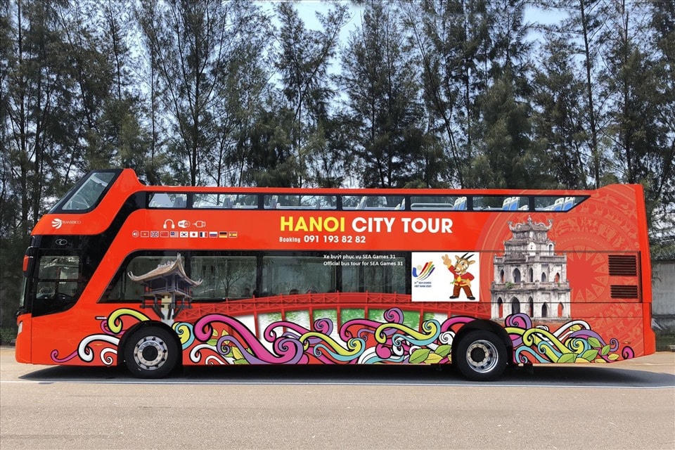 Đại biểu tham dự SEA Games 31 sẽ được trải nghiệm miễn phí xe buýt 2 tầng.