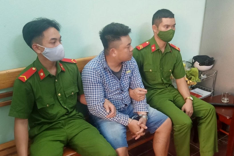 Đối tượng Trần Thanh Long tại cơ quan điều tra.