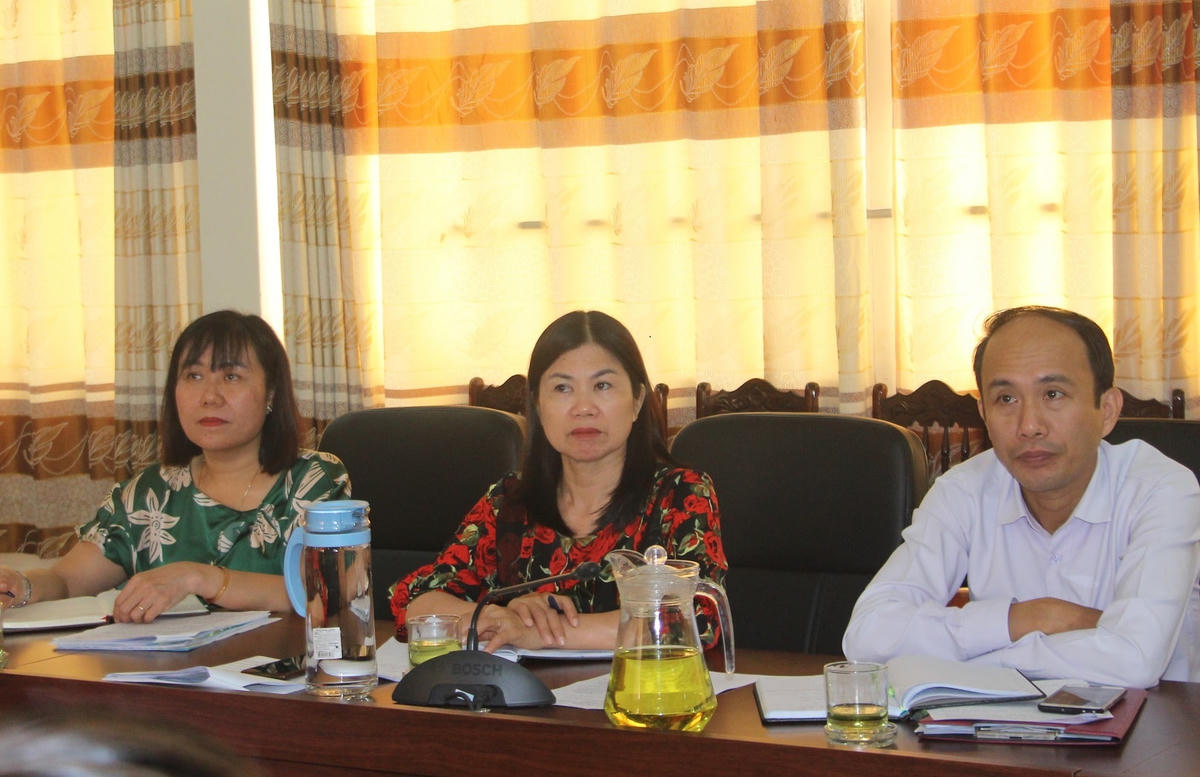 Các đại biểu tham dự hội nghị.